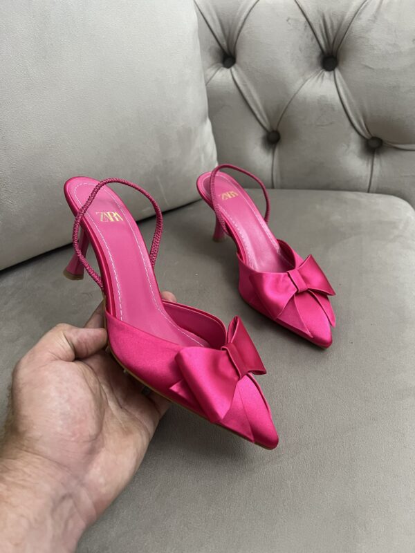 Escarpin papillon satin rose fushia