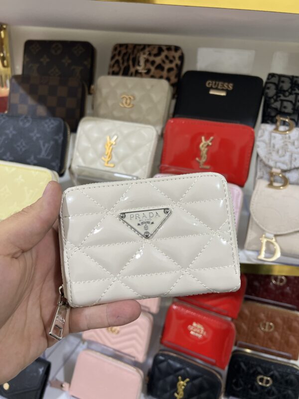 Porte money avec sa boîte ✨