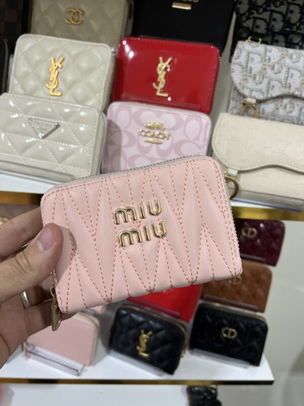 Porte money avec sa boîte ✨