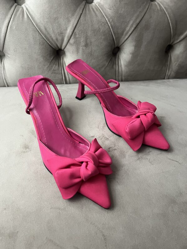 Escarpin Zara papillon chargé noir