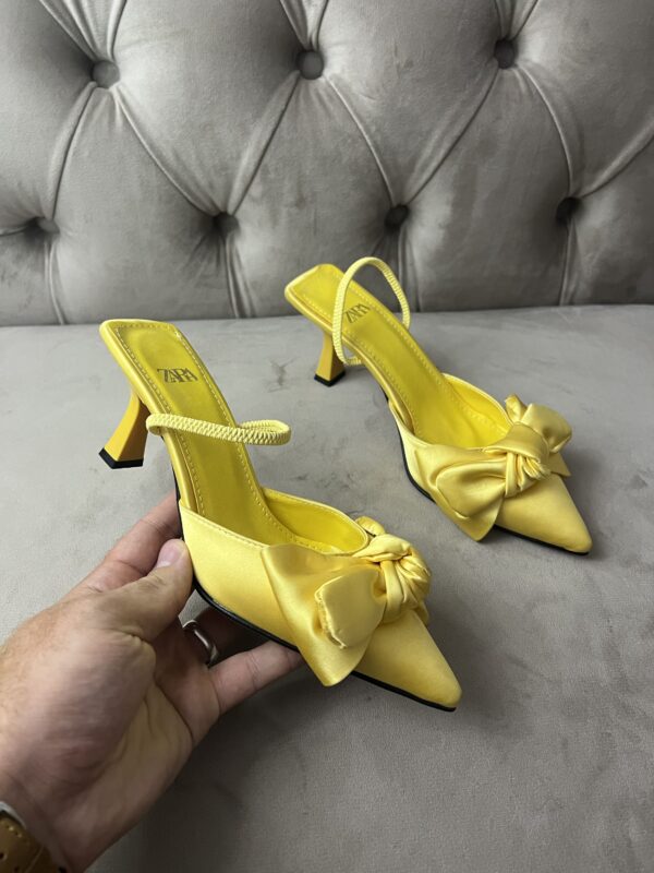 Escarpin Zara papillon chargé noir
