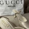 Talon Gucci beige