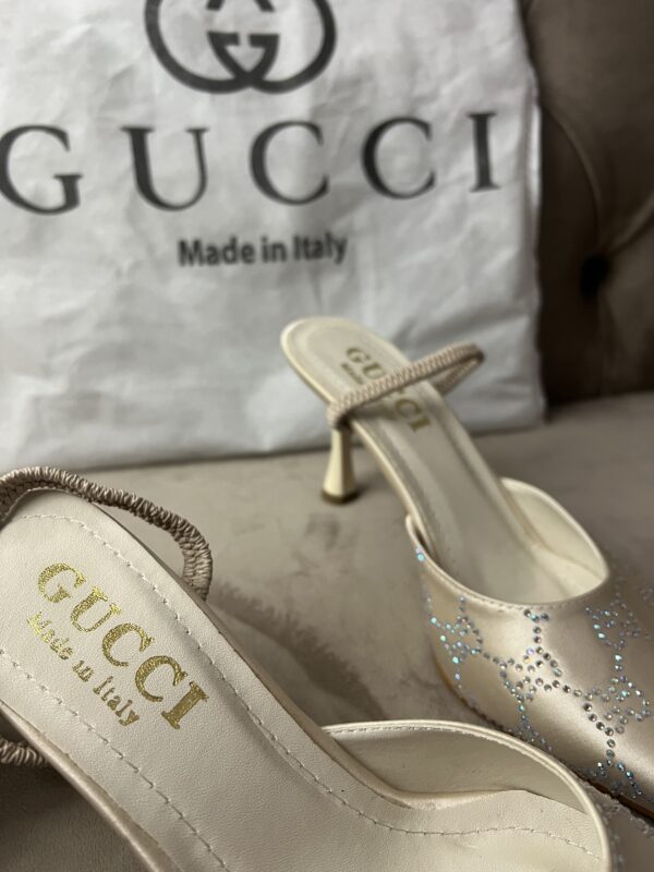 Talon Gucci beige