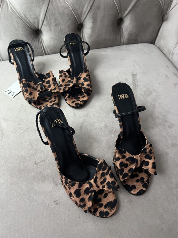 Talon haute papillon léopard disponible 36 et 40