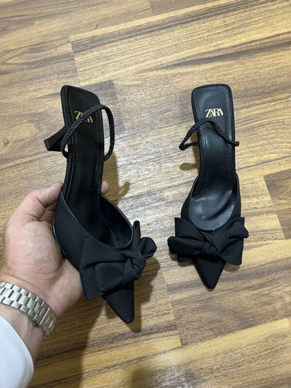 Escarpin Zara papillon chargé