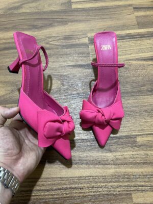 Escarpin Zara papillon chargé