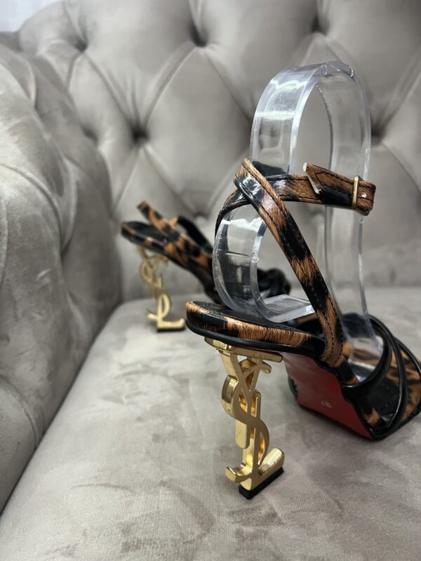 Sandale YSl Noir class Italie