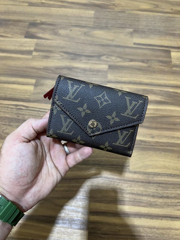 Port money Louis Vuitton