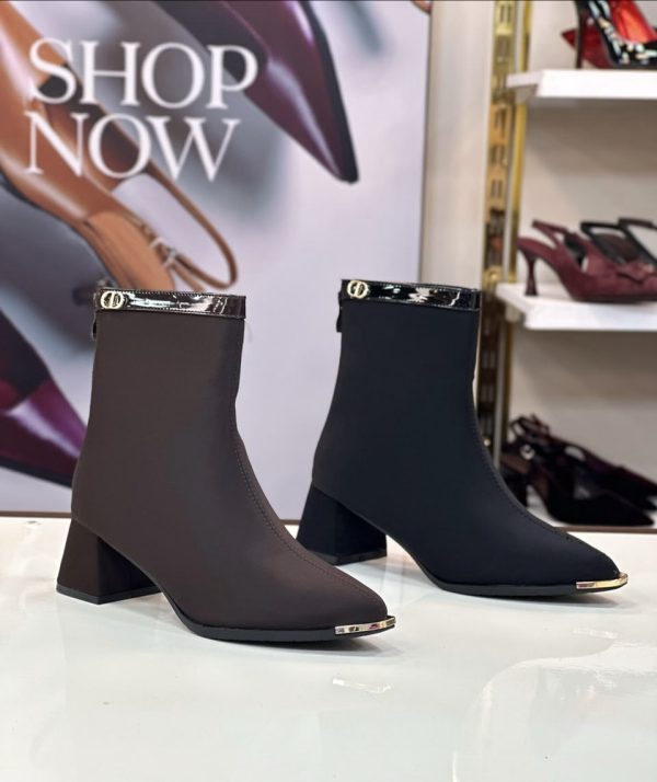 Boots satin lux CD