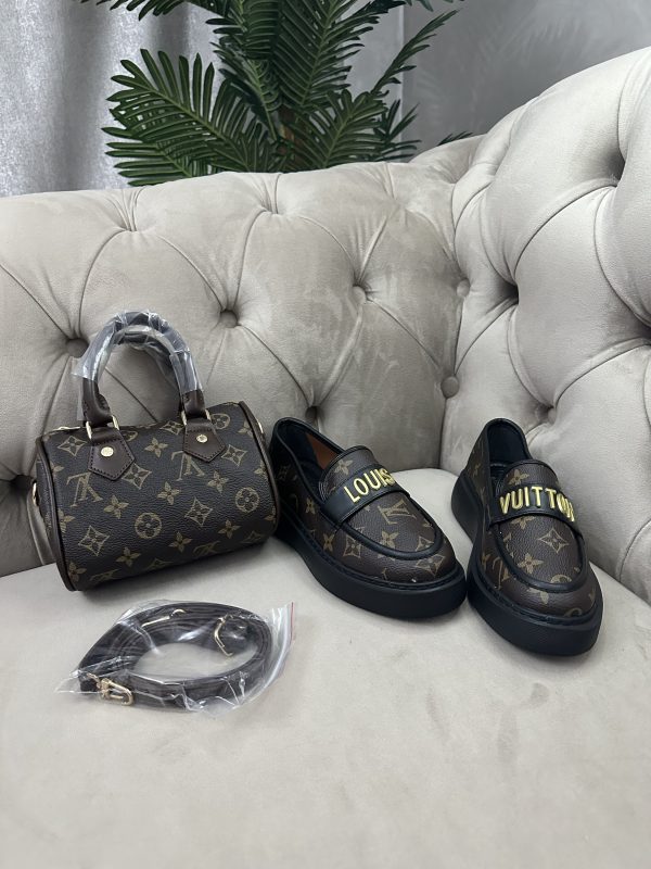 Mocassin LV France