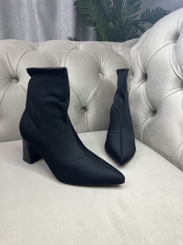 Boot satin sauvage