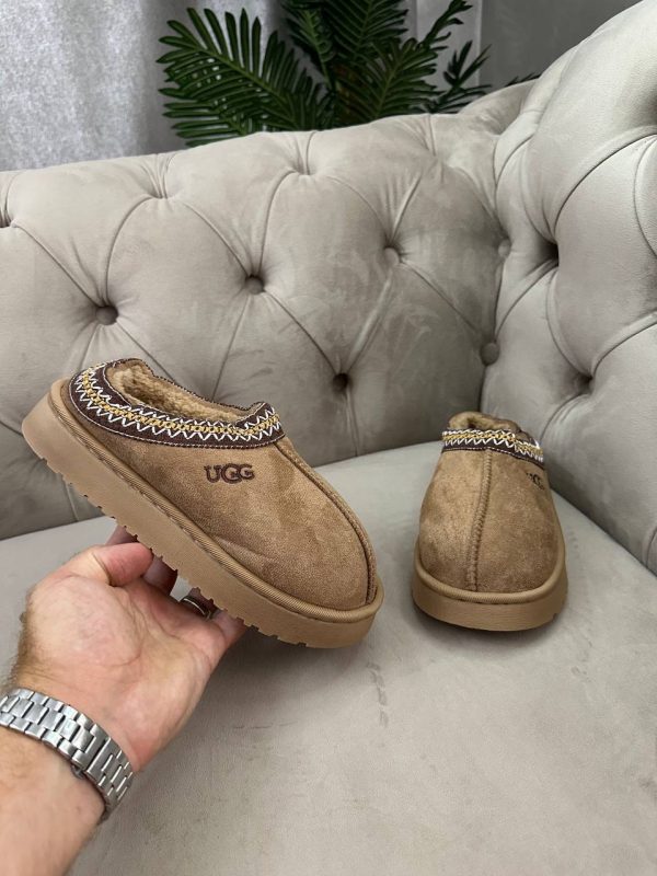 UGG coupé