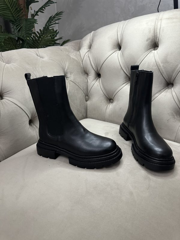 BOOT AR