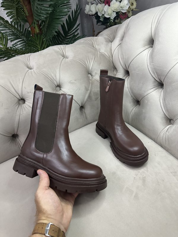BOOT AR